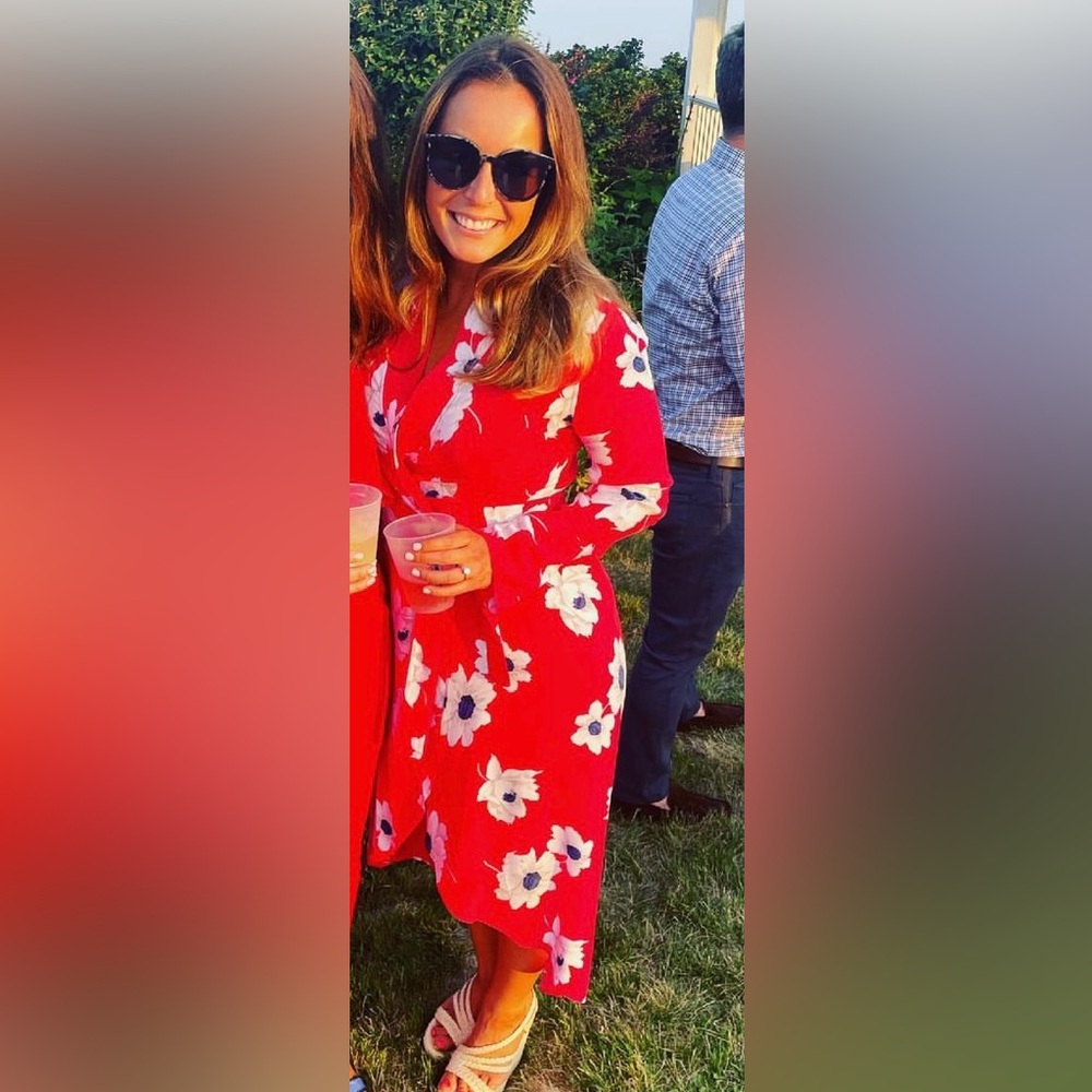 Equipment Femmes Red Floral Wrap